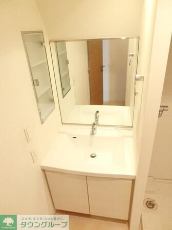 コスモリード新宿余丁町の物件内観写真